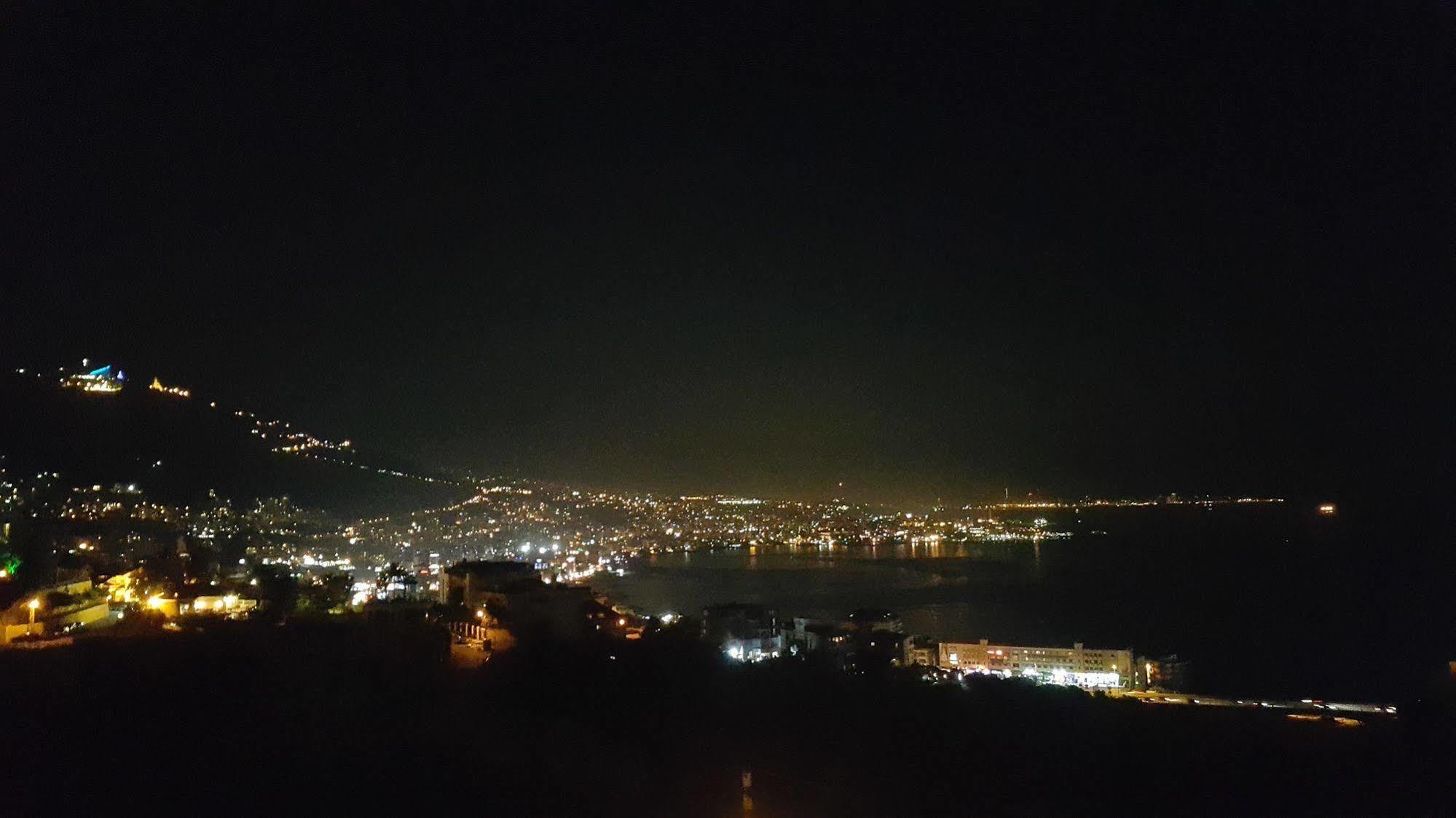 Adma Blue Screen Jounieh Eksteriør bilde